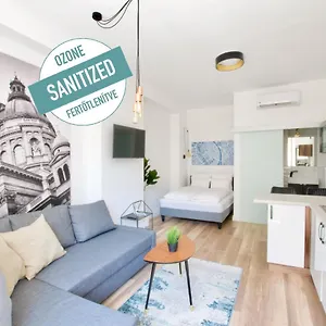 Luxury By Hi5 - Régiposta Budapest